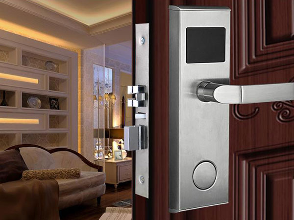 淇滨24小时上门开锁公司